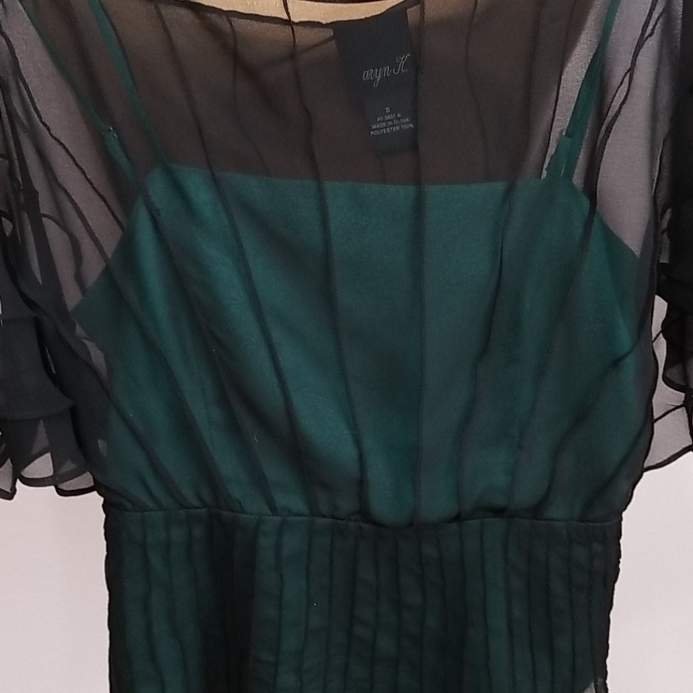 Final Sale aryn K. Blouse - Picture 2 of 5